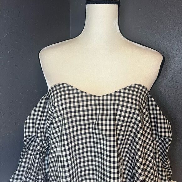 Caroline Constas Gabriella Off The Shoulder Top - Picture 8 of 16